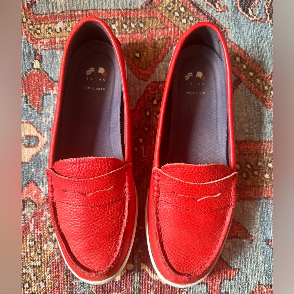 COLE HAAN LOAFERS | Red | Size 8